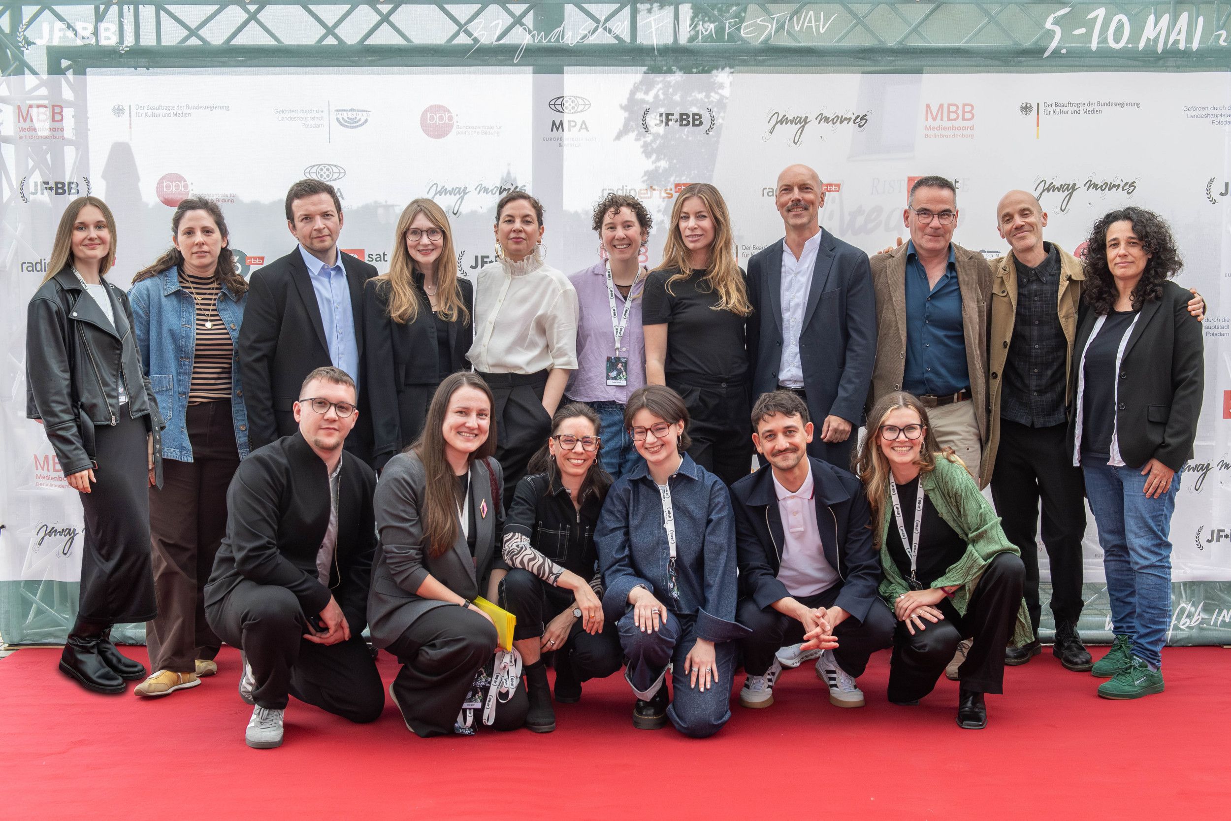 Coverimage Team